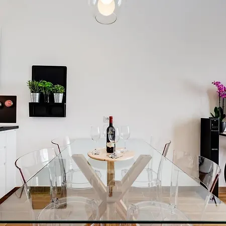 Apartment Lovely Two-room In The Center Of Rome