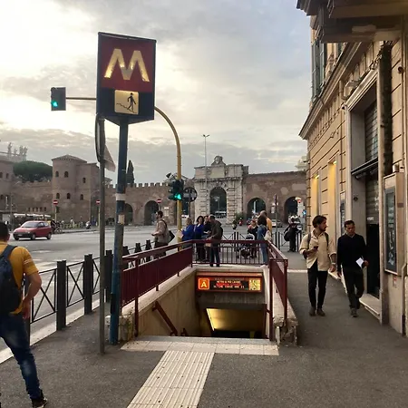 Lovely Two-room In The Center Of * Rome